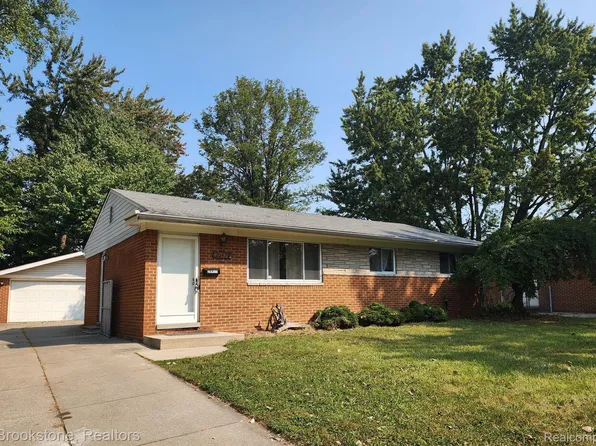 20411 Luna St, Clinton Township, MI 48035