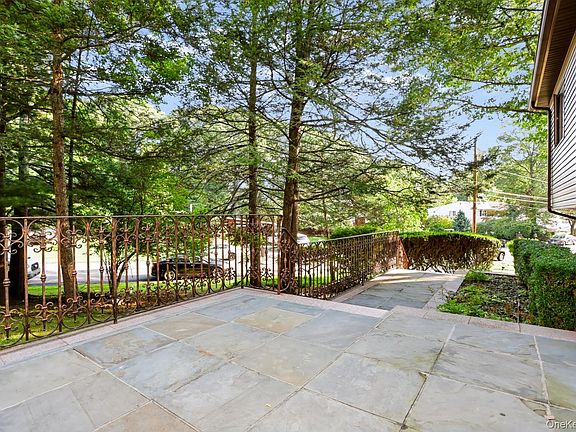 2nd image of 15 Balmoral Drive