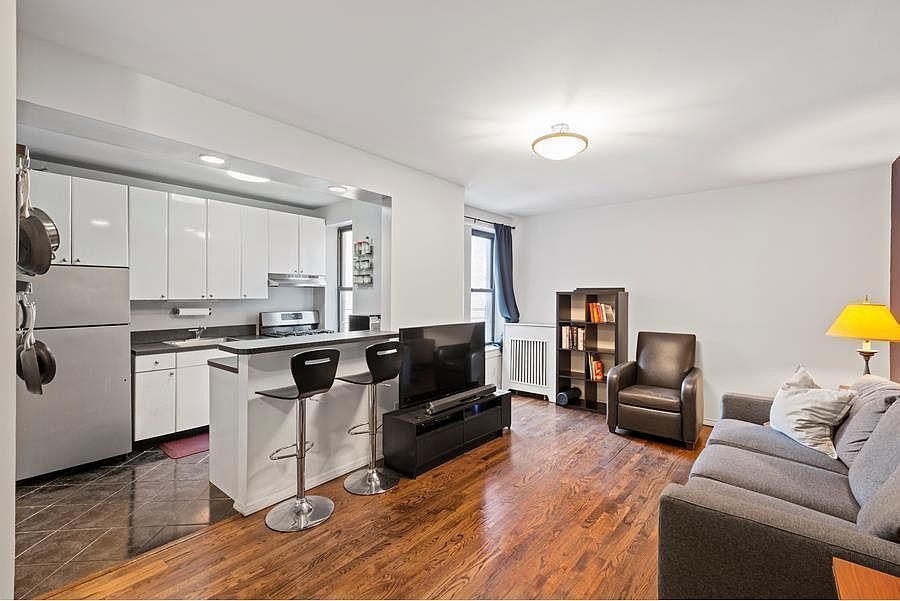 1st image of 24 Bennett Ave APT 45B