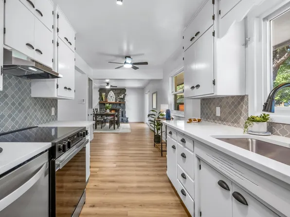 1815 Collyer St, Longmont, CO 80501