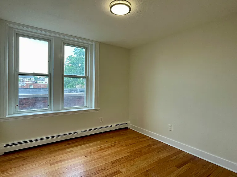 376 Washington St #1 — Photo 12