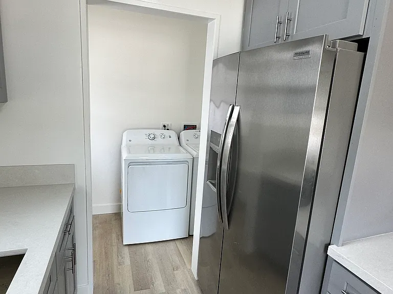 1544 Ruhland Ave — Photo 7