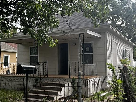 4th image of 1604 N Saint Francis Ave