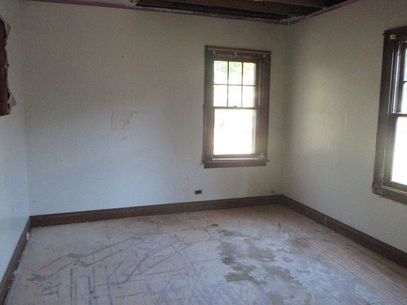 5th image of 1617 Lincoln St