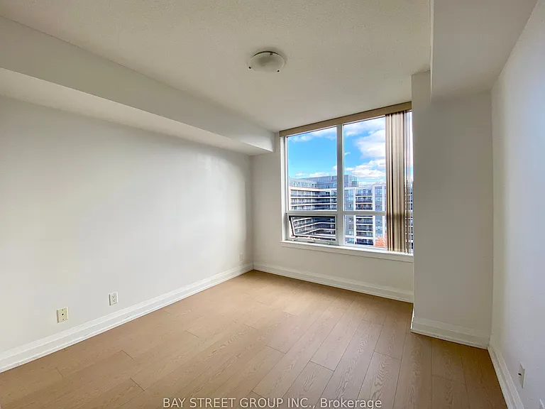 370 Highway 7 E #925 — Photo 11