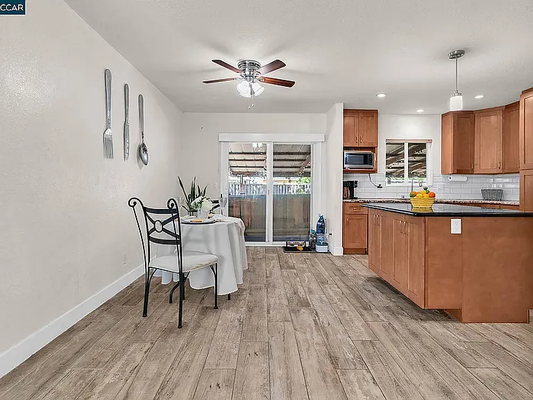 1331 Pear Dr — Photo 14