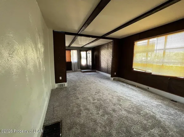 42 E Shawnee Ave, Plymouth, PA 18651