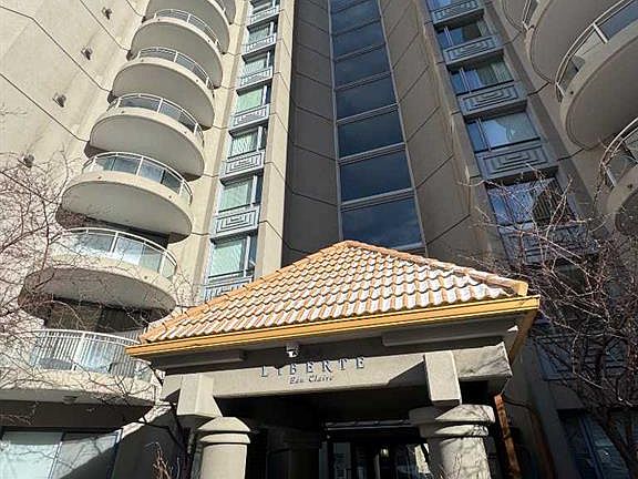 2nd image of 804 S 3rd Ave SW #609