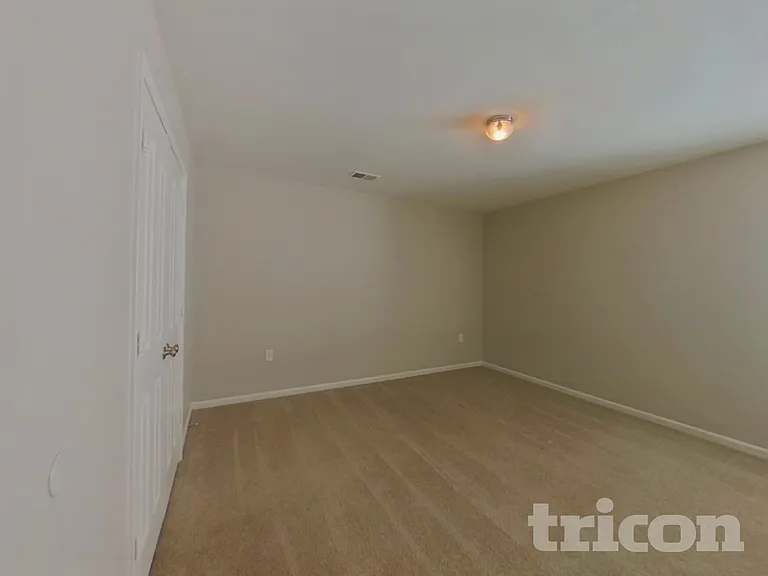 4614 Christenbury Hills Ln — Photo 10