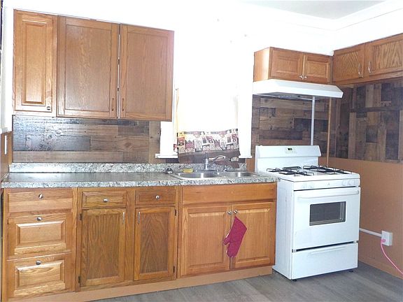 5th image of 30 Churchlea Pl