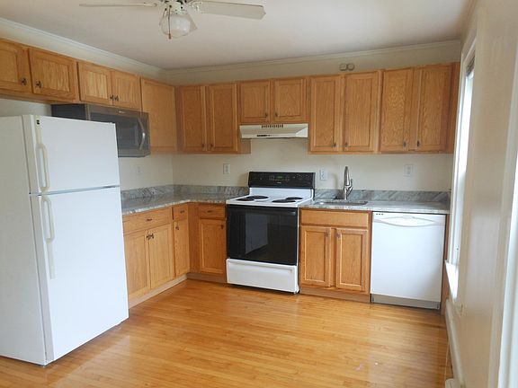 Kitchen with Granite countertops