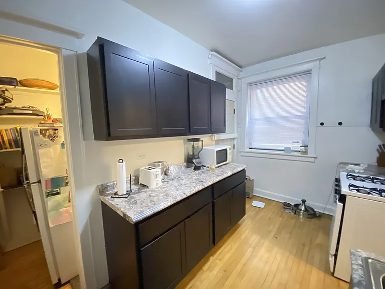 724 W Waveland Ave #2S — Photo 10