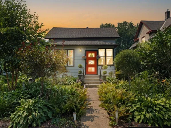 706 Buchanan St NE, Minneapolis, MN 55413