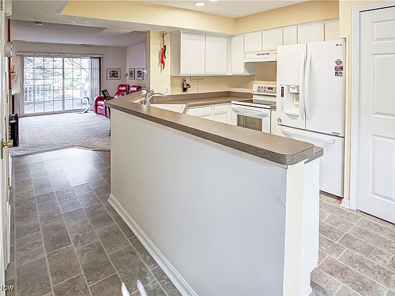 4th image of 6762 Stoneloch Ct