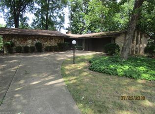33474 Tullis Dr, Avon, OH 44011