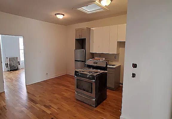 4th image of 748 Lincoln Pl #4B