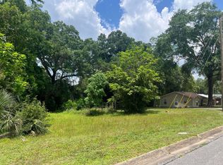 Xx North St #11, Defuniak Springs, FL 32433