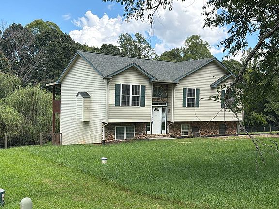 2nd image of 2956 Gravel Hill Rd