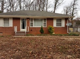 1168 Kathryn Cir, Forest Park, GA 30297