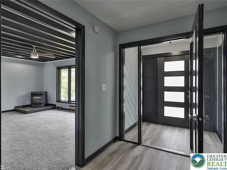 4410 Circle Dr — Photo 16