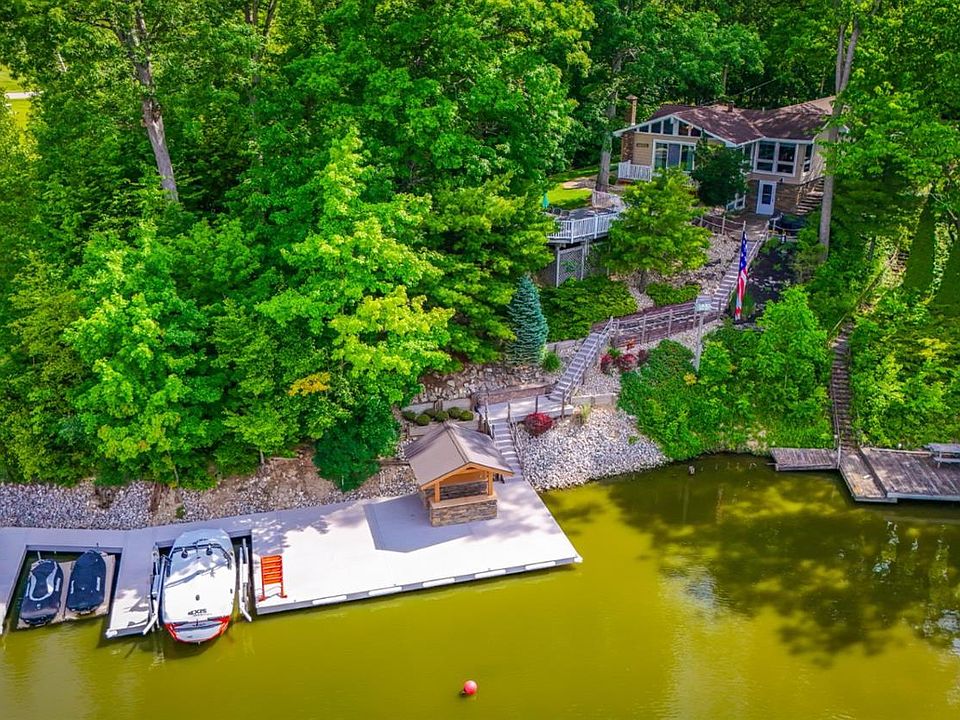 1st image of 691 Timothy Dr