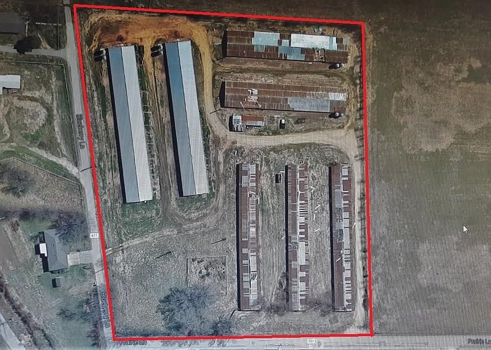 1st image of 210 Prairie Ln