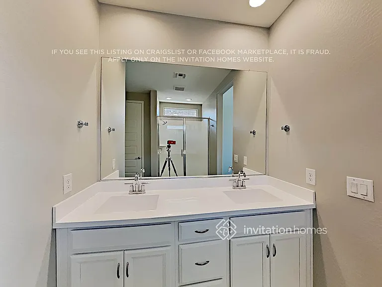 18767 W Cortez St — Photo 20