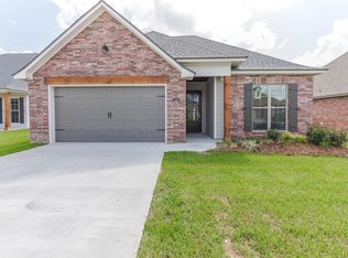 113 Bennington Ln, Youngsville, LA 70592