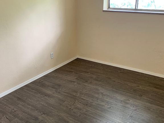 5th image of 9532 Midland Blvd #4-D