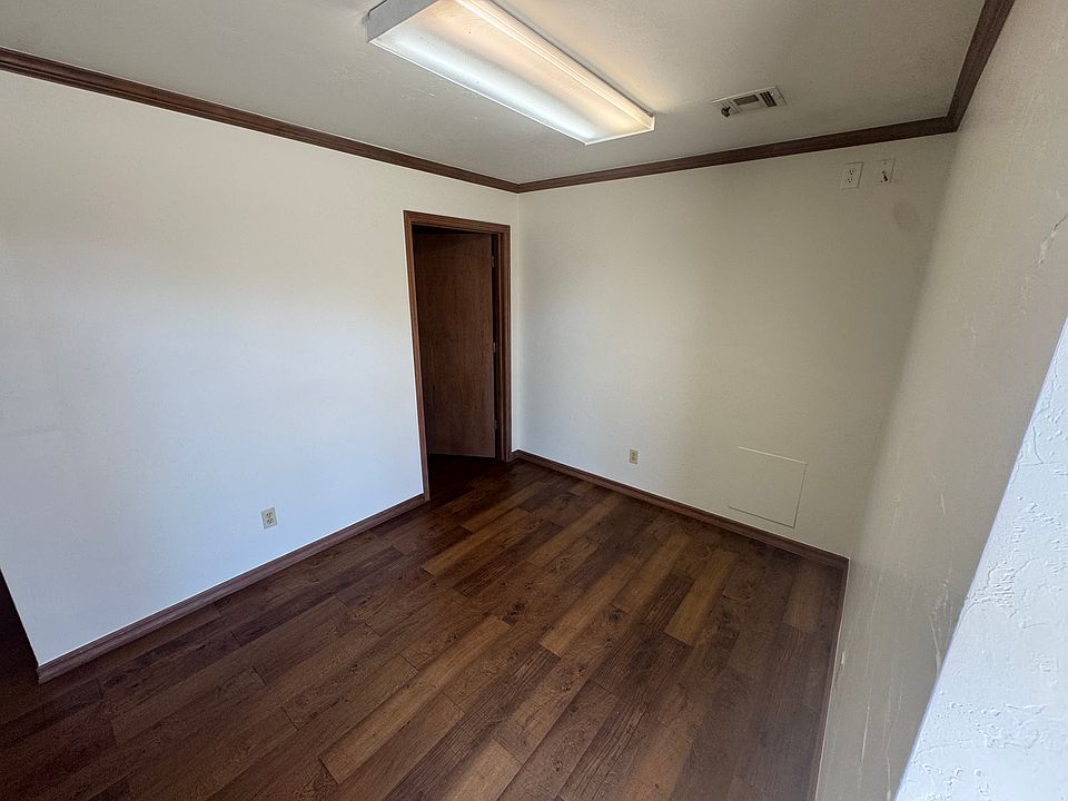 1st image of 3807 N Donald Ave