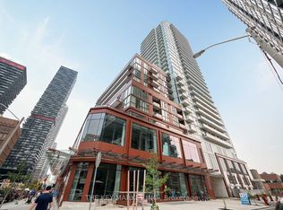 33 Helendale Ave #1511, Toronto, ON M4R 0A4