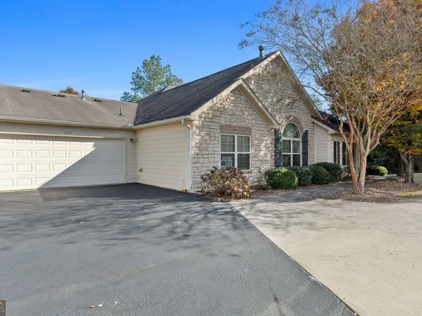 227 Fenwick Cir, McDonough, GA 30253
