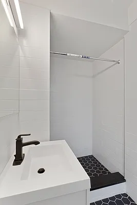 Rented by Compass | media 11