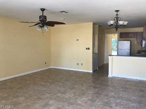 3rd image of 3417 SW Santa Barbara Pl APT 108