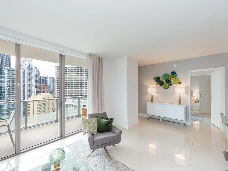 1300 Brickell Bay Dr #2900 — Photo 6