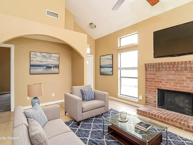 6721 Rhea Ridge Dr — Photo 3