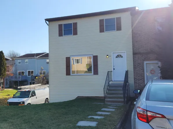 81 Rose Of Sharon Dr, Etters, PA 17319