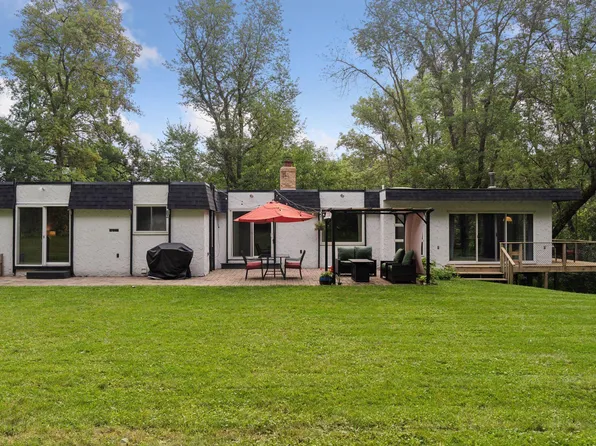 9715 27th Ave N, Plymouth, MN 55441