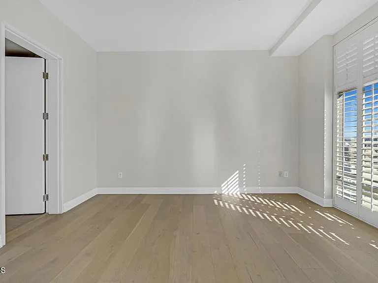 801 S Grand Ave #1710 — Photo 42