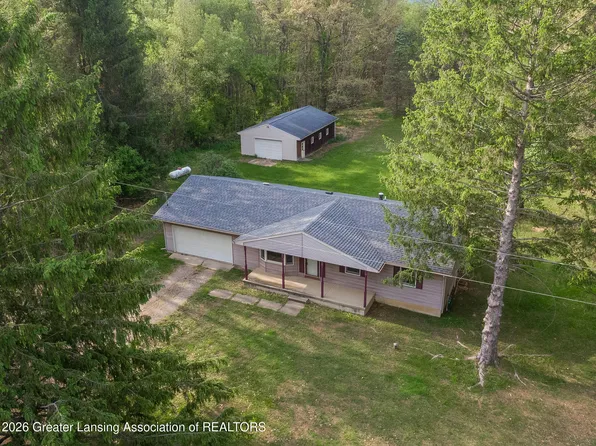 14030 Devereaux Rd, Albion, MI 49224