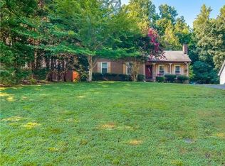 1568 Trinity Garden Cir, Clemmons, NC 27012