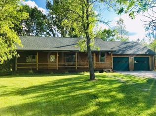 1807 Brenna Ave NE, Grand Forks, ND 58203
