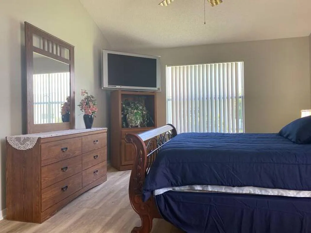 3 bed, 1486 sqft, $2,400 — Photo 3
