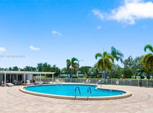 431 Markham T #T, Deerfield Beach, FL 33442