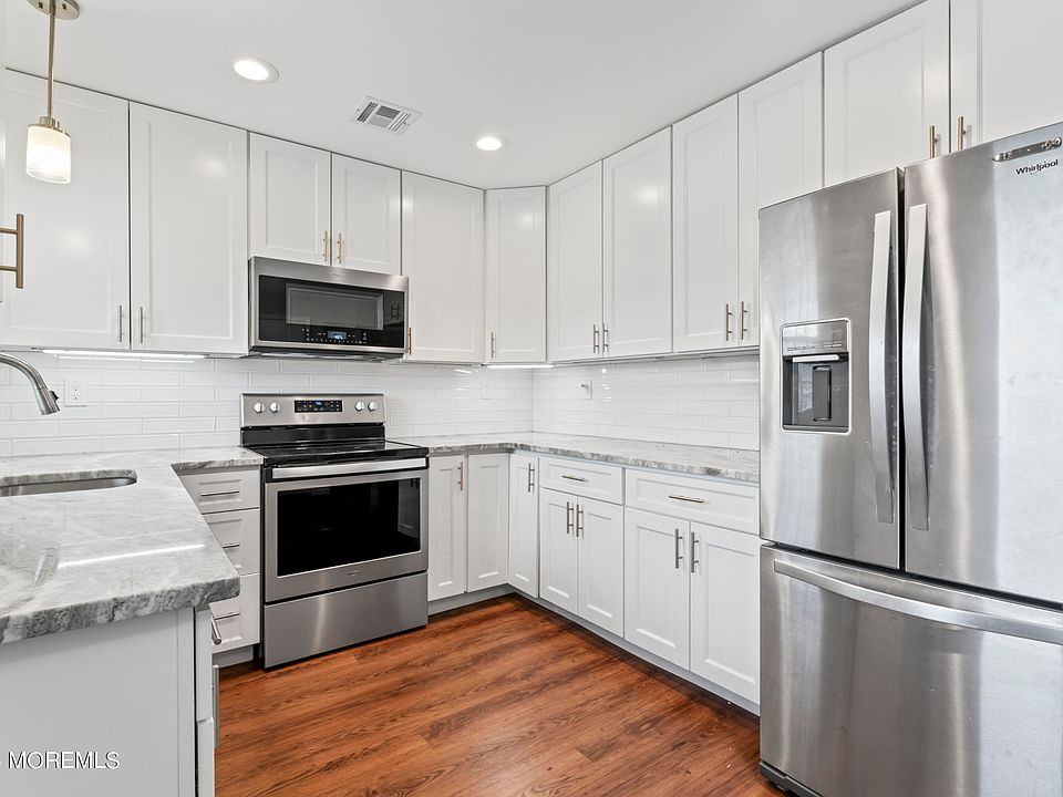 1st image of 993 Argyll Circle Unit B