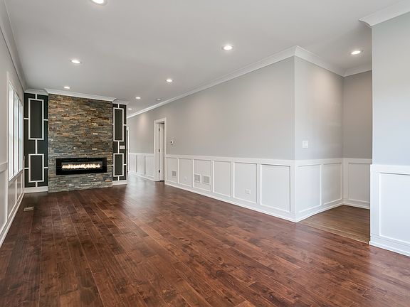 2nd image of 2304 Kenilworth Ave
