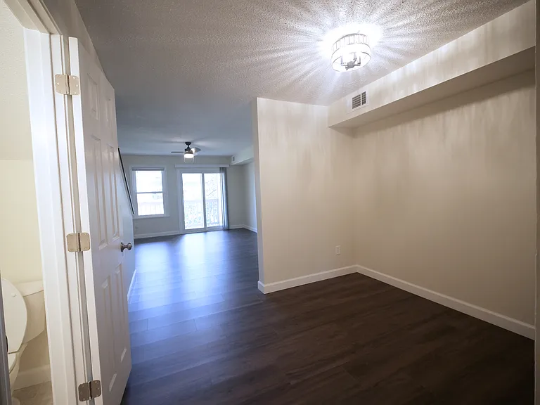 3114 E Covenanter Dr — Photo 7