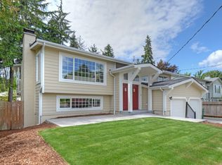 13311 17th Ave NE, Seattle, WA 98125