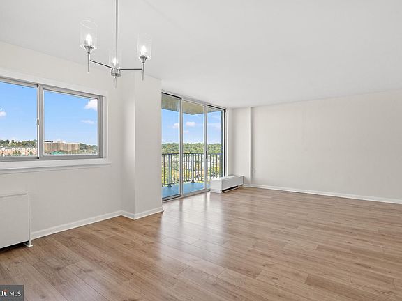 5th image of 1225 Martha Custis Dr APT 1016