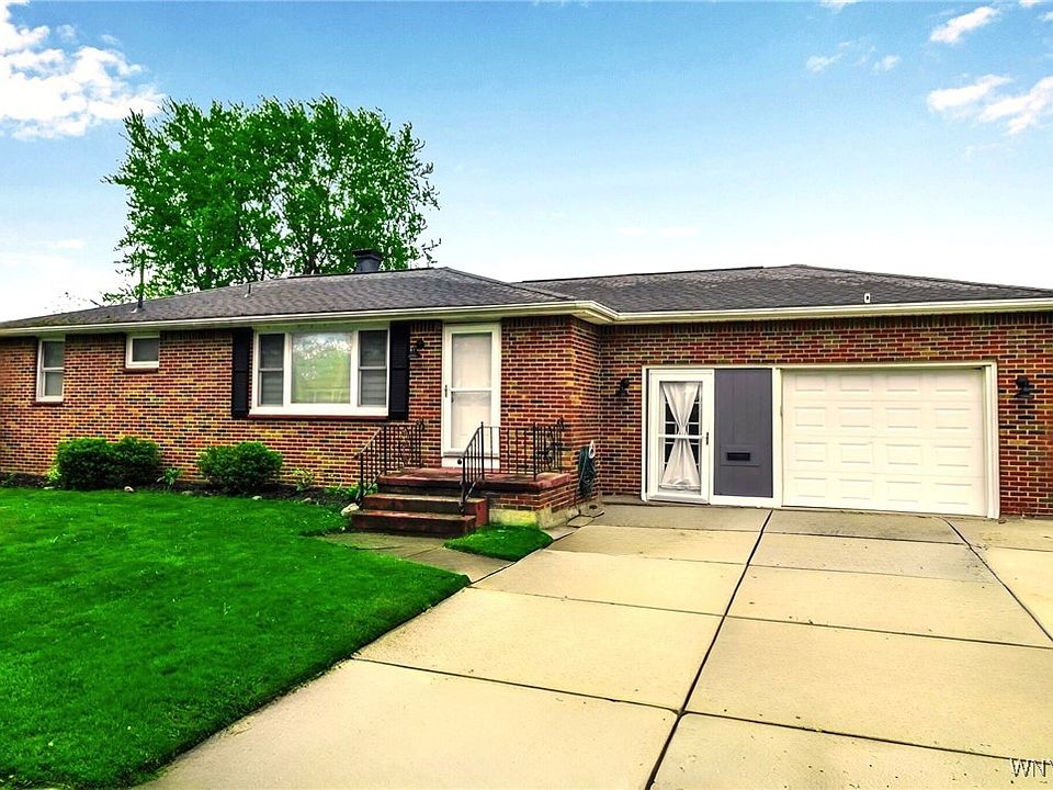 1st image of 162 Nagel Dr